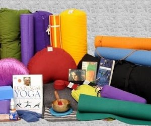 Những dụng cụ tập yoga tại nhà cần thiết 