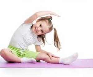 Những ích lợi mà trẻ em nên tập yoga tại nhà